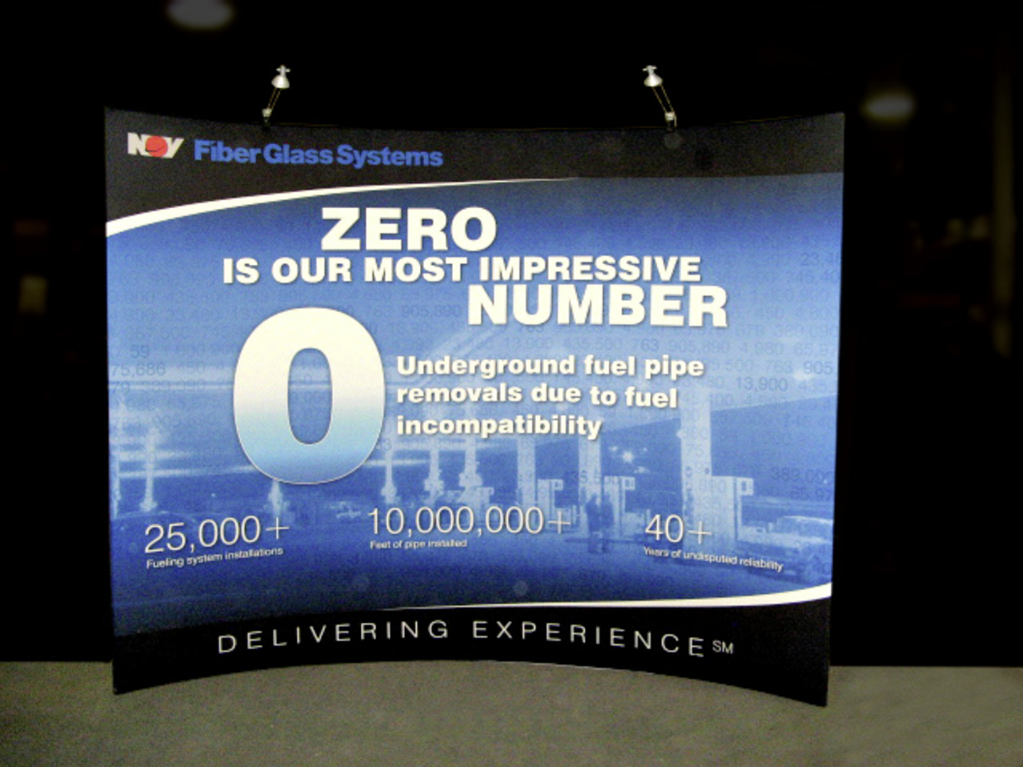 10ft x 8ft Formulate Master HC2 Horizontal Curve Fabric Backwall Frame (Hardware Only)